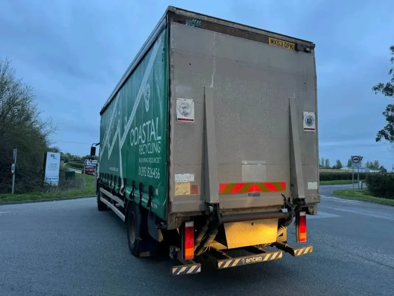 2003 DAF CF65/220 10 ton Curtain