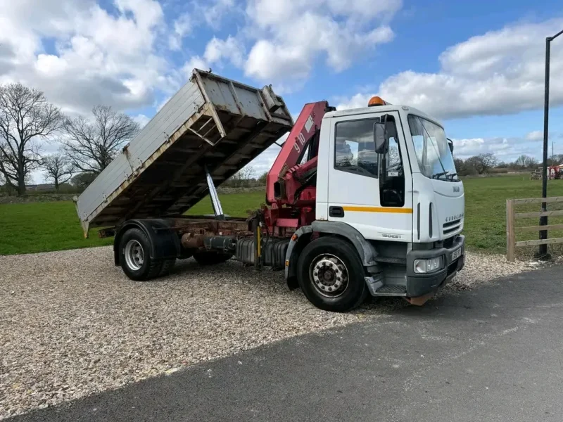 2005 Iveco 180E21 Tipper with Crane