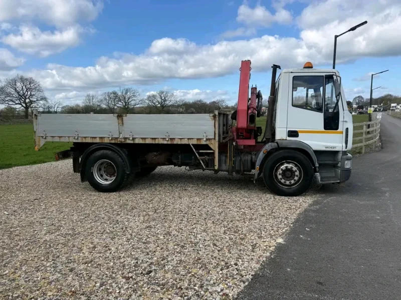 2005 Iveco 180E21 Tipper with Crane