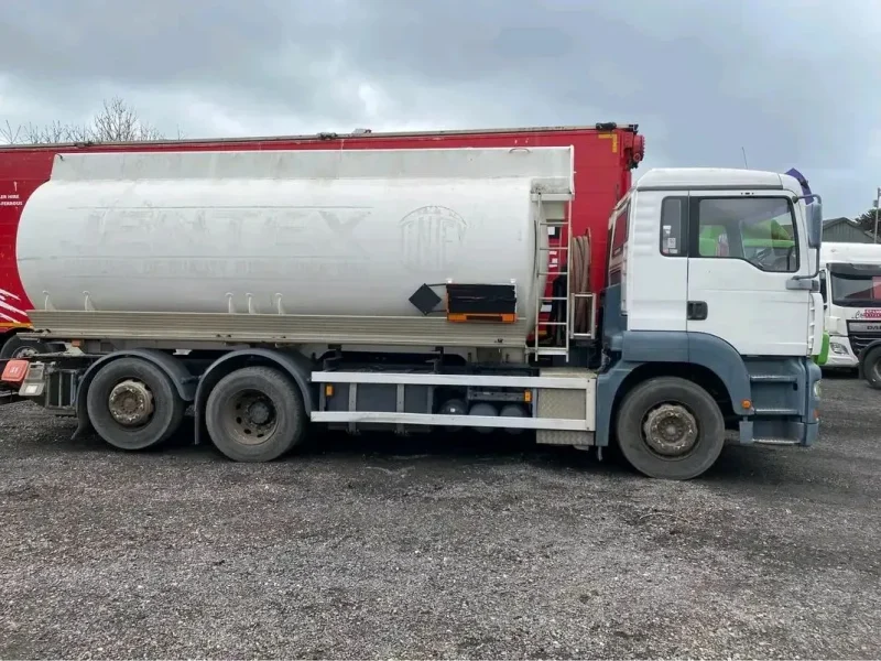 2005 MAN 26ton Fuel Tanker