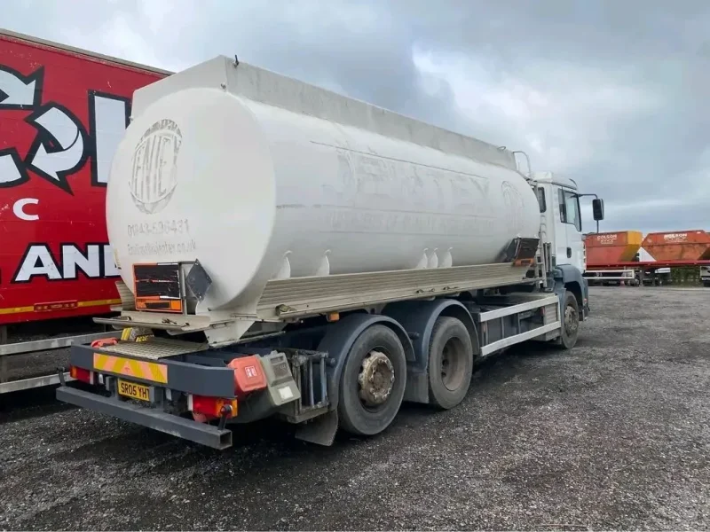 2005 MAN 26ton Fuel Tanker