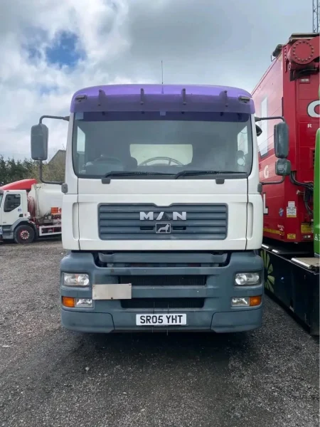 2005 MAN 26ton Fuel Tanker