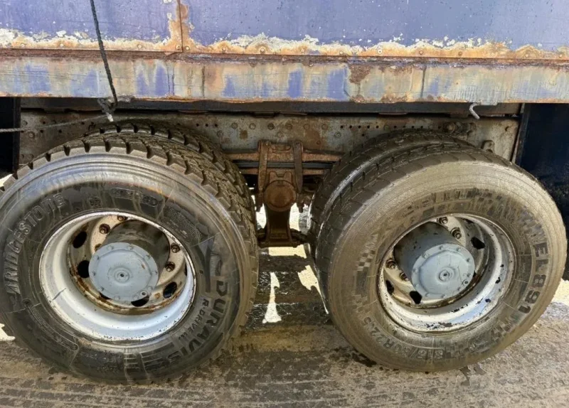 2007 Mercedes-Benz Axor 2633 Tipper