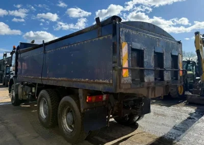 2007 Mercedes-Benz Axor 2633 Tipper