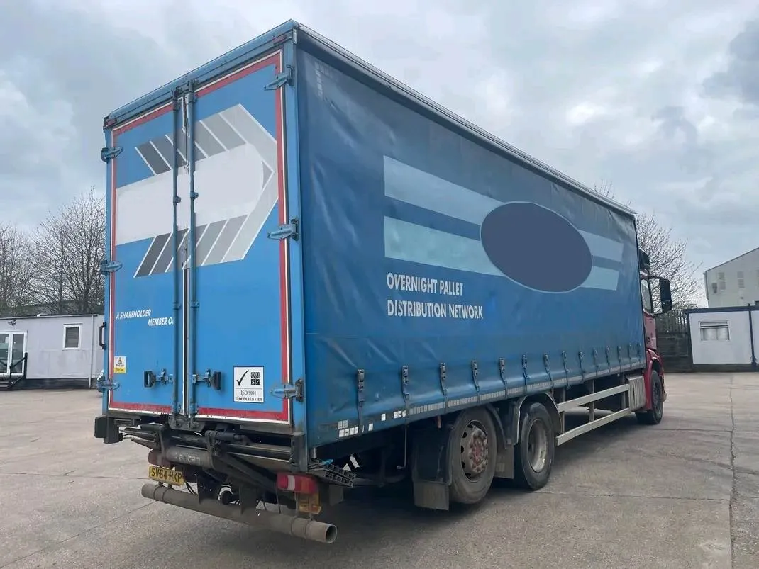 2014 Mercedes-Benz Actros 2533 Curtainsider