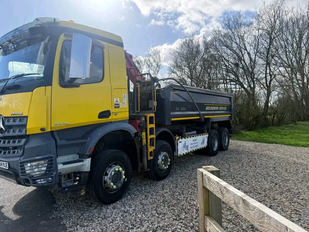 2014 Mercedes-Benz Arocs 3240 8x4 Tipper Grab