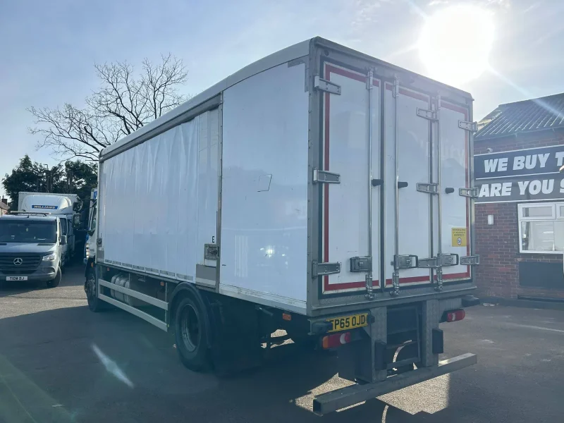 2015 DAF LF 220 FA Refrigerated