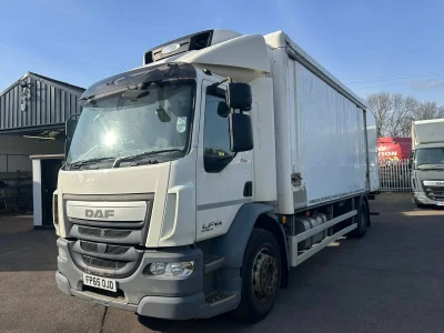 2015 DAF LF 220 FA Refrigerated