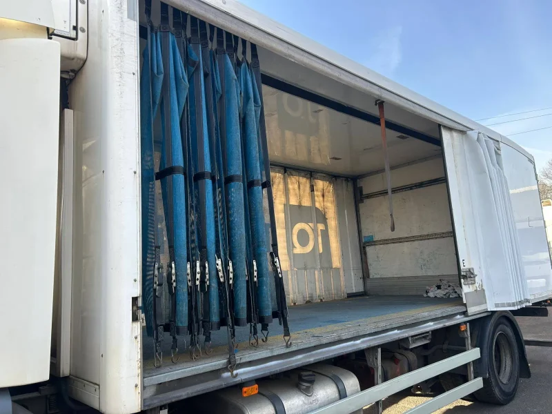 2015 DAF LF 220 FA Refrigerated