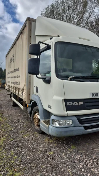 DAF LF 5ton Curtain Side