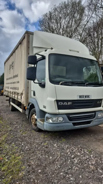 DAF LF 5ton Curtain Side