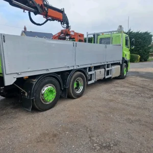 2015 DAF CF 330 15 ton Brick Grabber
