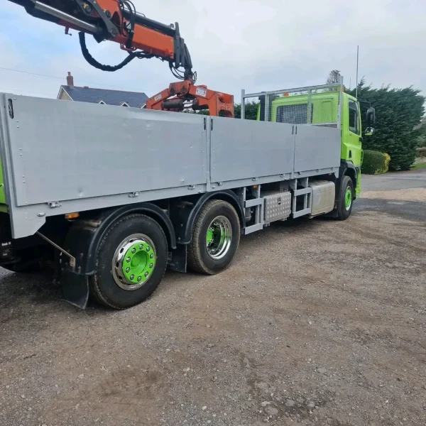 2015 DAF CF 330 15 ton Brick Grabber