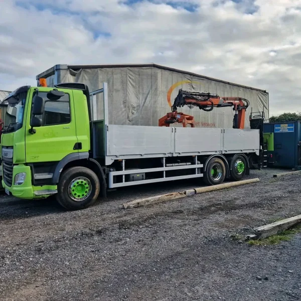 2015 DAF CF 330 15 ton Brick Grabber