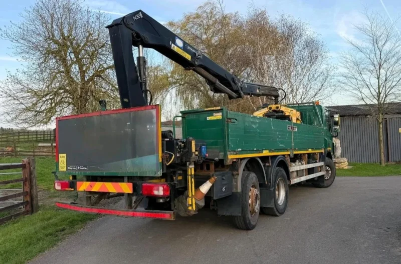 2013 DAF CF 75.310 18ton Dropside Brick Grab
