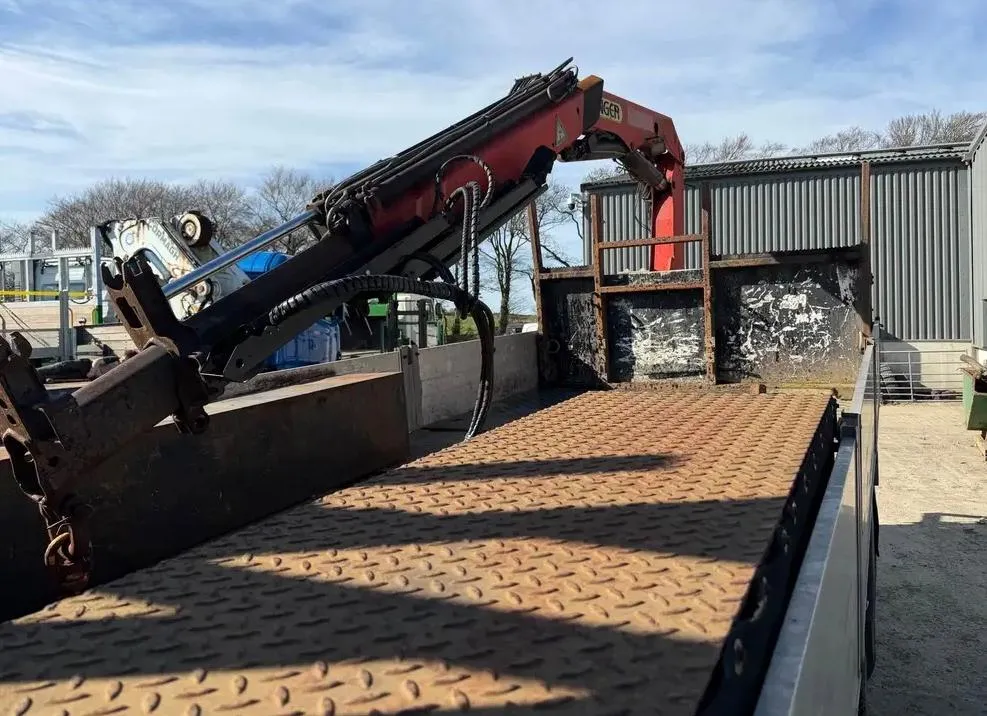 2004 DAF LF Crane Mounted