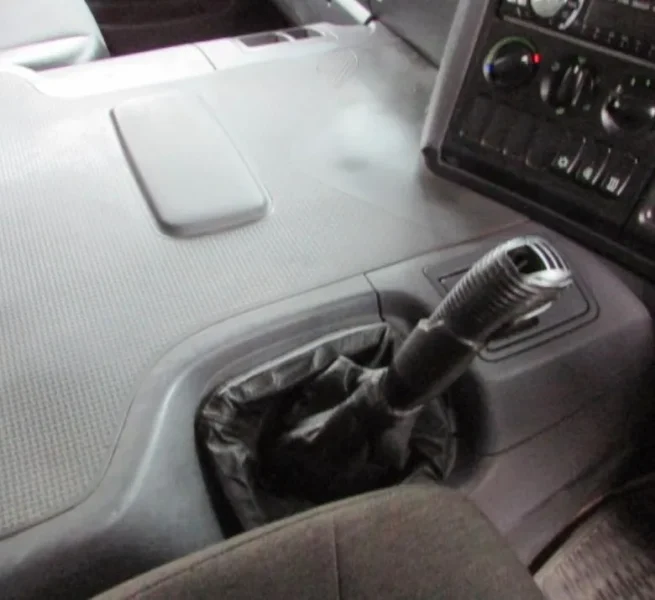 SCANIA P340 8x2 Water/ Milk Tanker