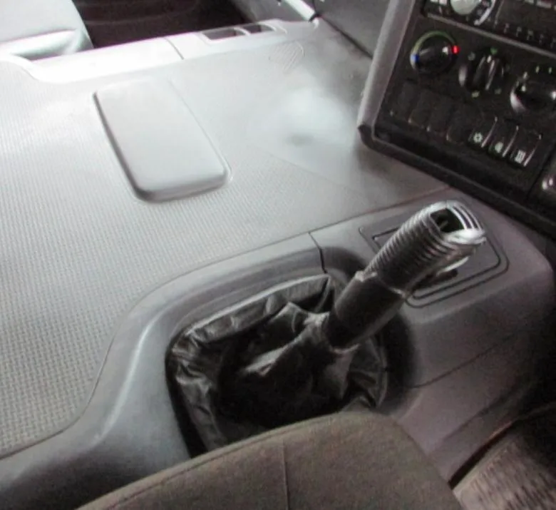 SCANIA P340 8x2 Water/ Milk Tanker