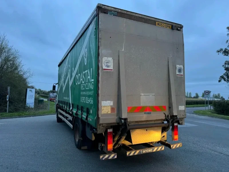 2003 DAF CF65/220 10 tonne Curtainsider