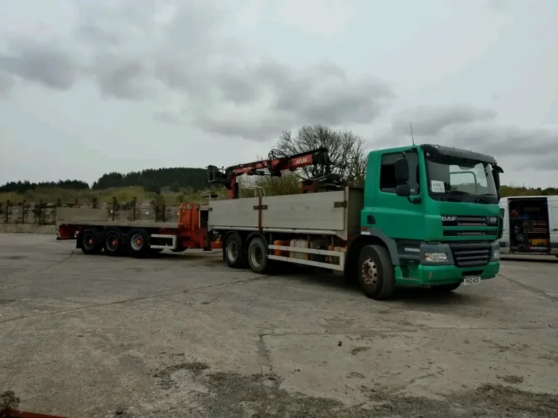 2013 DAF CF Wagon & Drag Brick Grab 