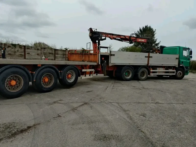 2013 DAF CF Wagon & Drag Brick Grab 