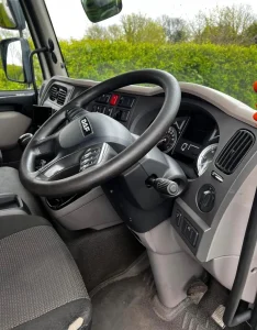 2017 DAF LF 280 18ton Boxed