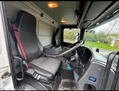 2015 SCANIA P250 10 ton Refrigerated