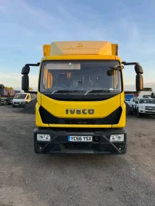 2017 IVECO EUROCARGO 150-210 8ton Curtainside