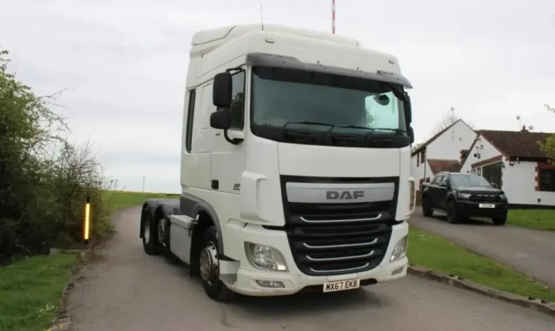 2017 DAF XF.106 460 6x2 Space Cab