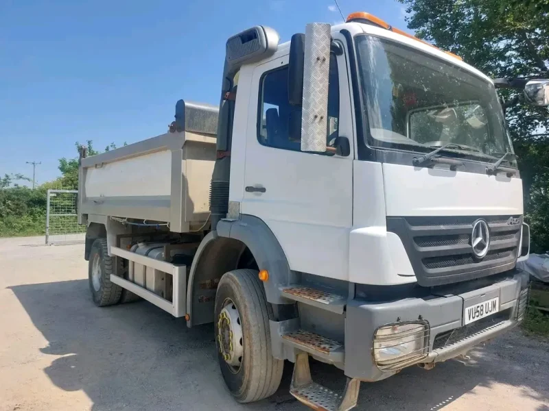 2008 Mercedes-Benz Axor Tipper