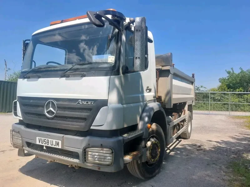 2008 Mercedes-Benz Axor Tipper