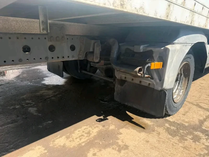 2010 MERCEDES Atego 816 5 ton