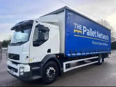 2013 VOLVO FL 10 TONNE Curtainside