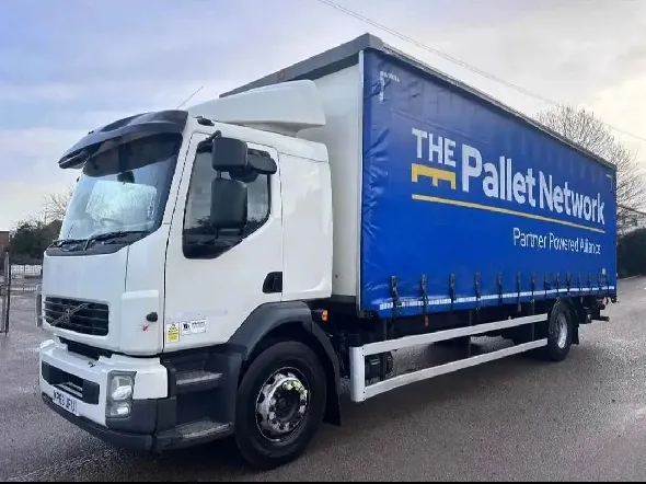 2013 VOLVO FL 10 TONNE Curtainside