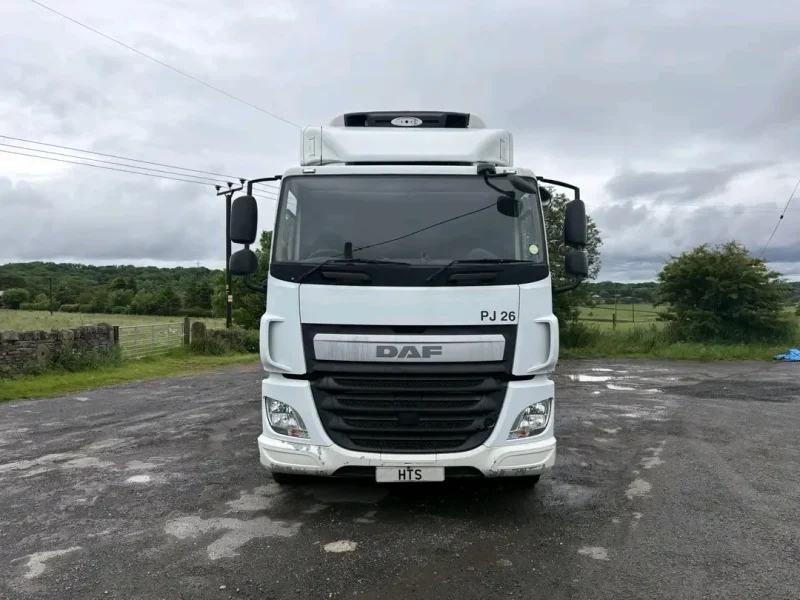 2015 DAF CF 330 6x2 10 ToN Fridge
