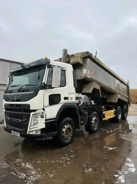 2018 Volvo FM410 8x4 TIPPER