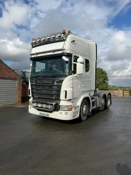 2011 SCANIA R560 V8 tractor Unit